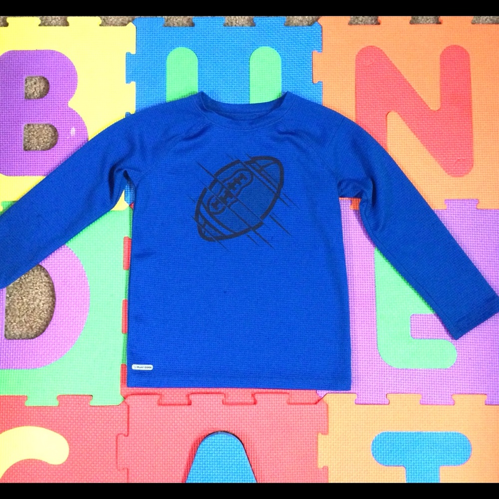 - Boy’s football long sleeve shirt. Size 7